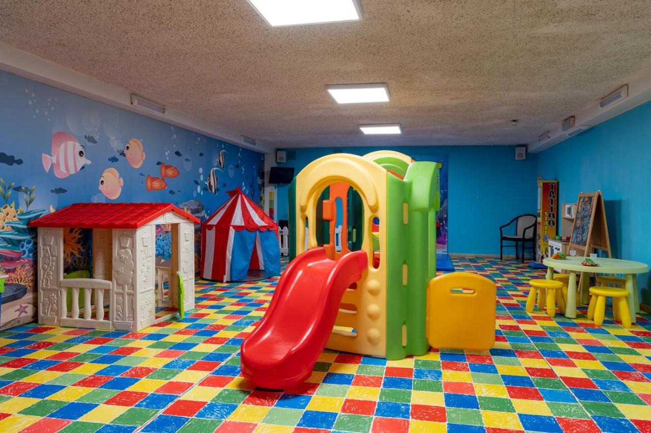 Hotel Gambrinus - Valentini Family Village Белларія-Іджеа-Марина Екстер'єр фото