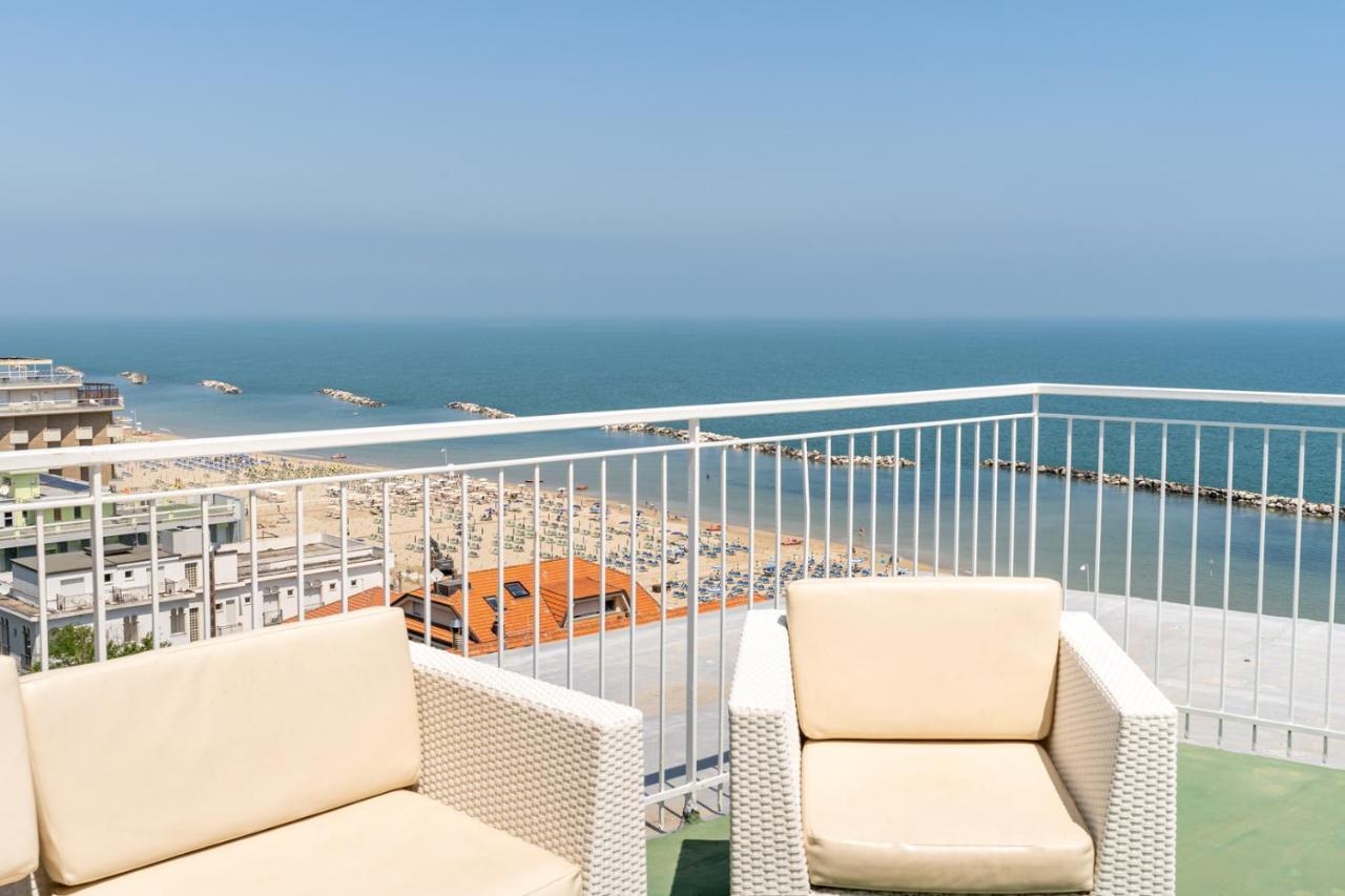 Hotel Gambrinus - Valentini Family Village Белларія-Іджеа-Марина Екстер'єр фото